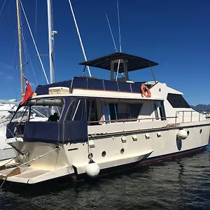 Blue Iii Yacht Àrbatax